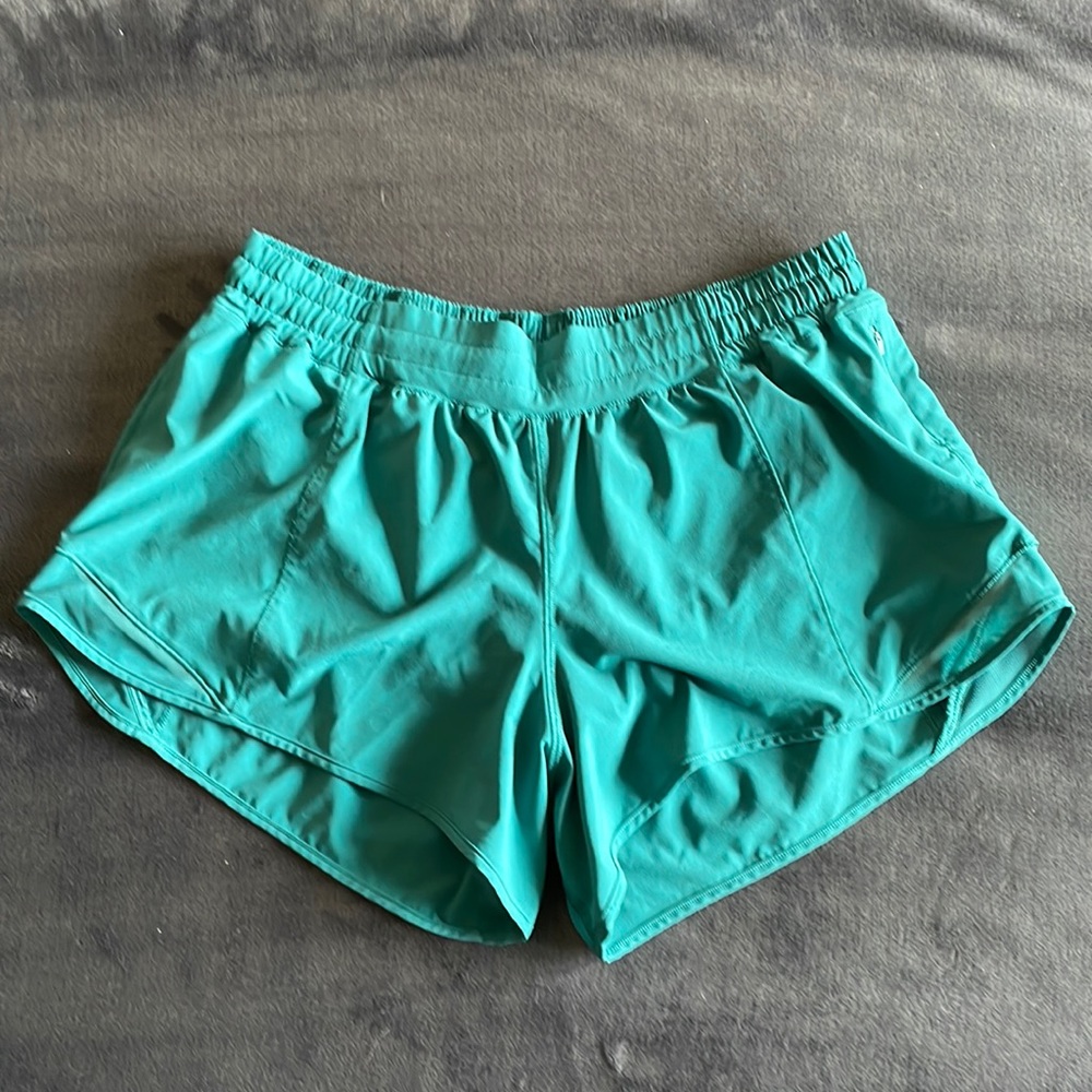 Lululemon Hotty Hot Low-Rise Lined Short 4” - Teal